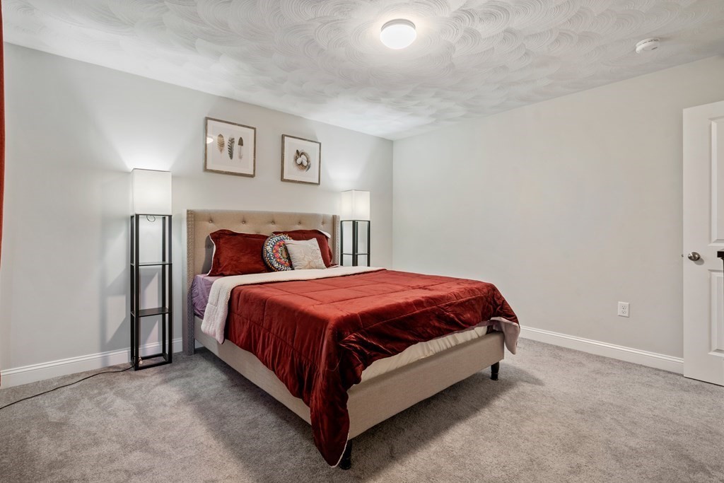 42 Great Elm Road Billerica, MA 01821 - Photo 16 of 25 Gallery Image 16