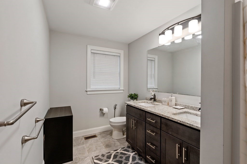 42 Great Elm Road Billerica, MA 01821 - Photo 19 of 25 Gallery Image 19