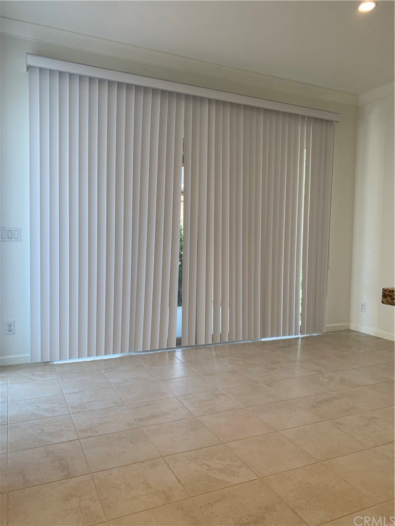 166 Hargrove Irvine, CA 92620 - Photo 6 of 16