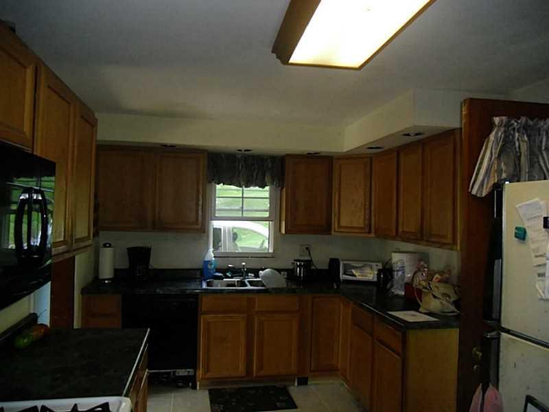 695 Allendale Road New Brighton, PA 15066 - Photo 3 of 25 Kitchen.