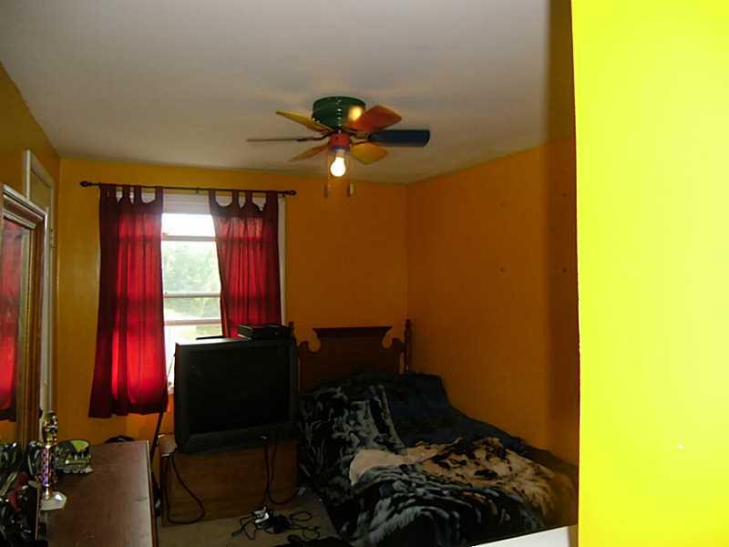 695 Allendale Road New Brighton, PA 15066 - Photo 9 of 25 Bedroom.
