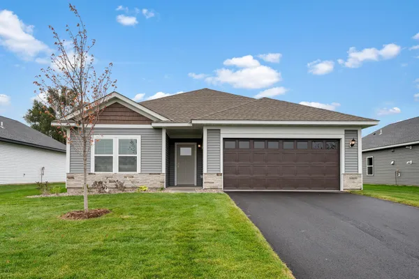 $369,900 | 371 Florence Avenue South, Annandale, MN 55302