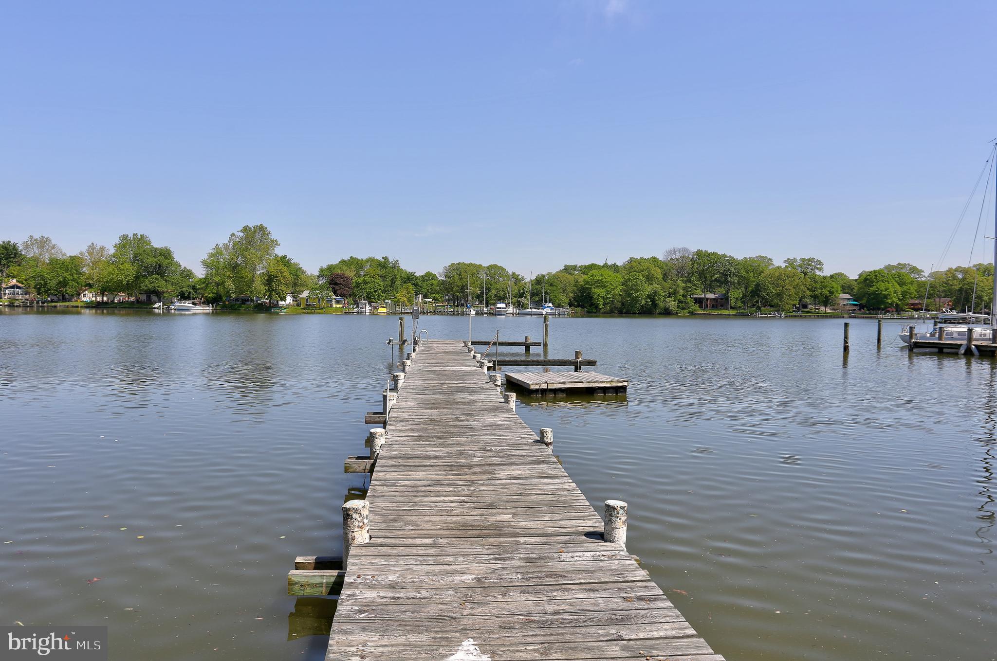 2016 Poplar Ridge Road Pasadena, MD 21122 - Photo 13 of 34 Deep water pier