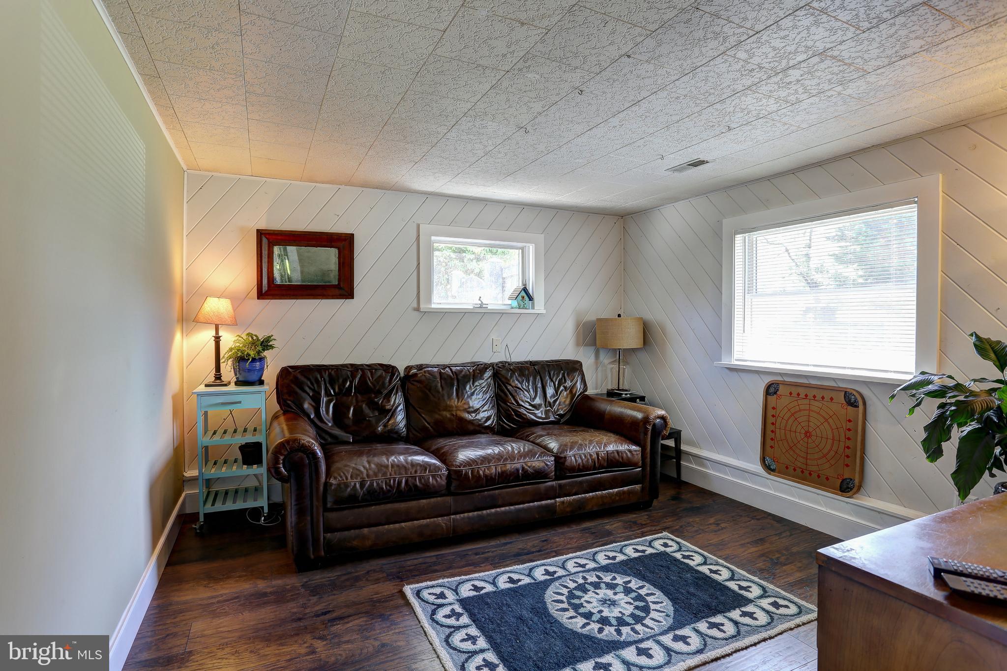 2016 Poplar Ridge Road Pasadena, MD 21122 - Photo 26 of 34 Office area or possile second bedroom