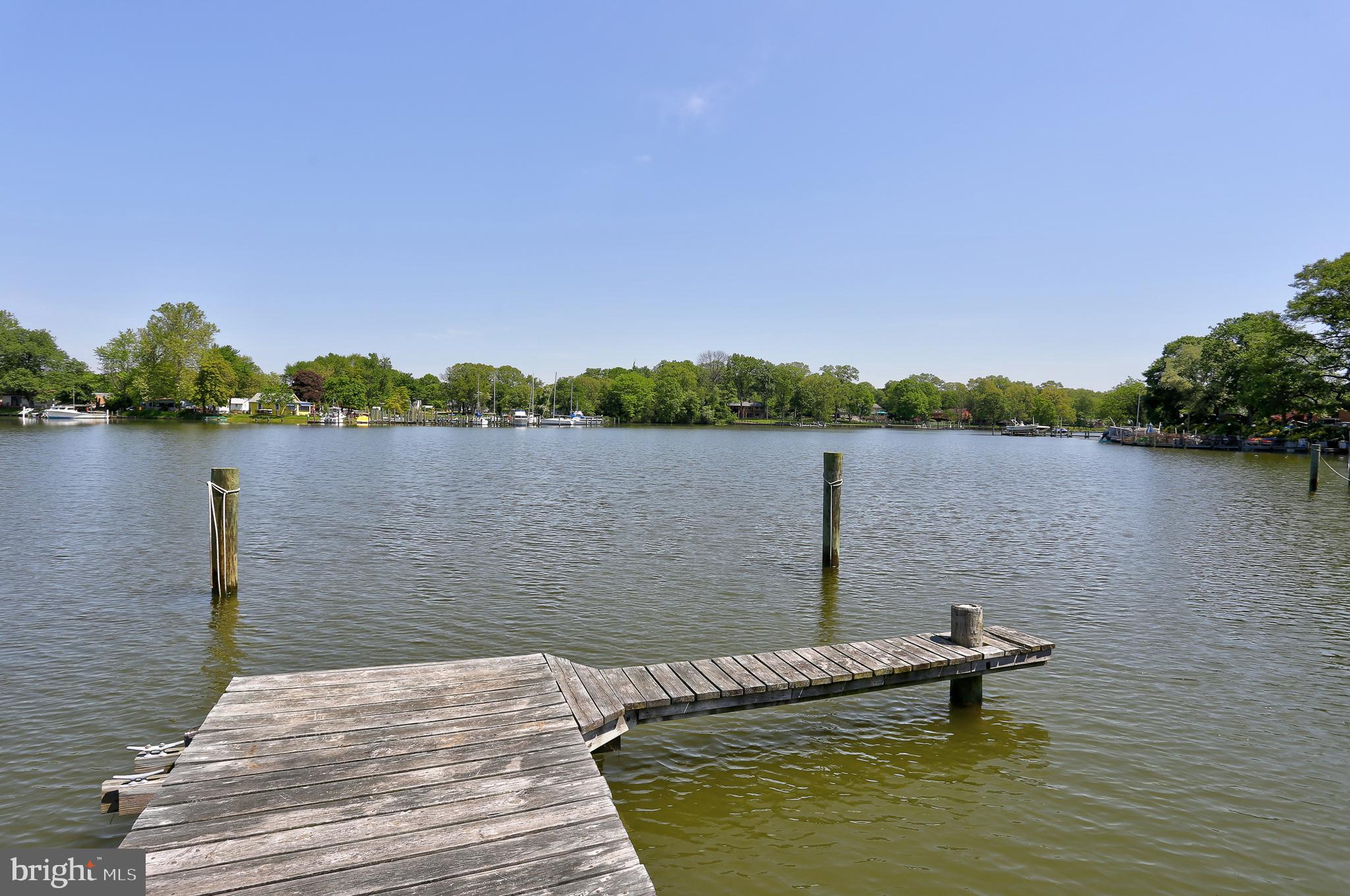 2016 Poplar Ridge Road Pasadena, MD 21122 - Photo 30 of 34 Expansive water views