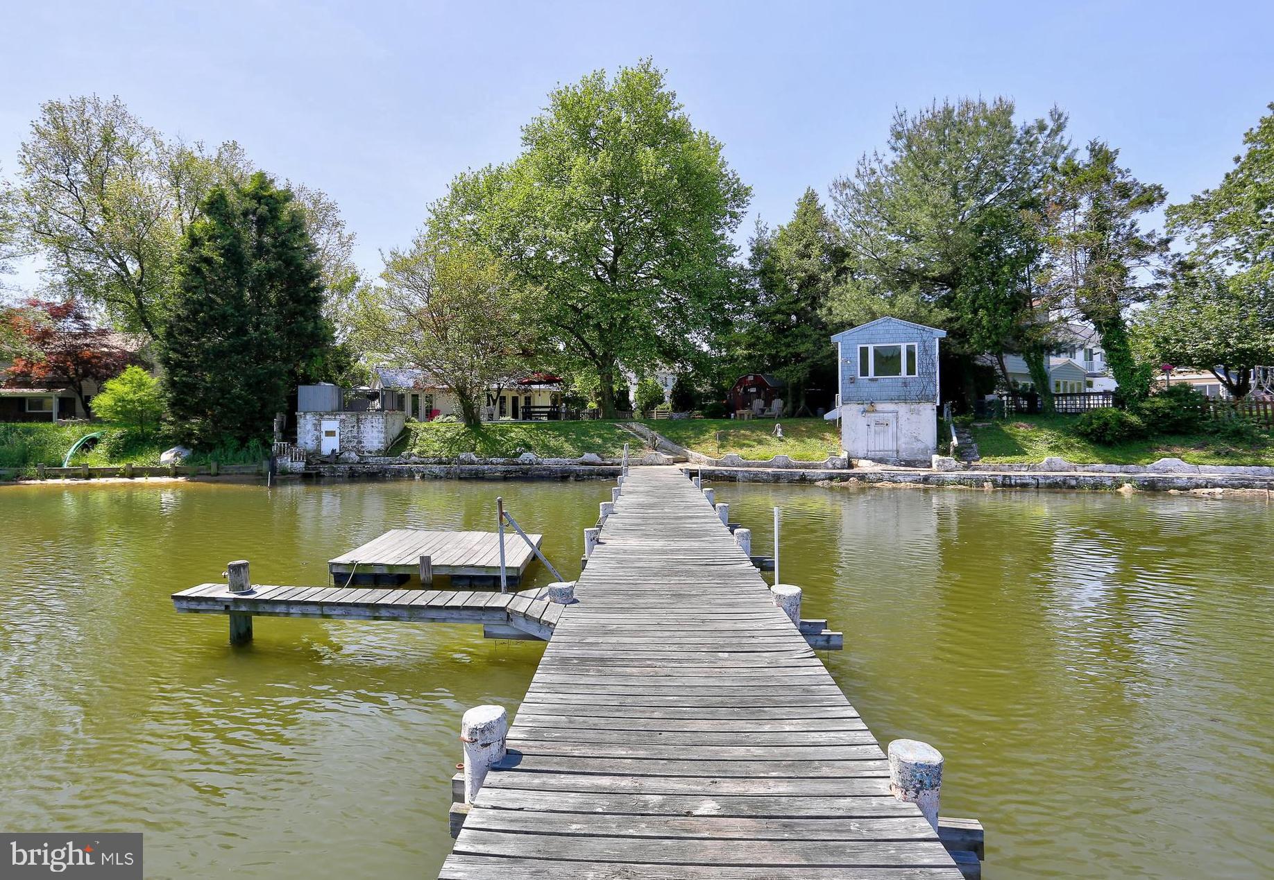 2016 Poplar Ridge Road Pasadena, MD 21122 - Photo 4 of 34 Pier with typical 5-6' depth