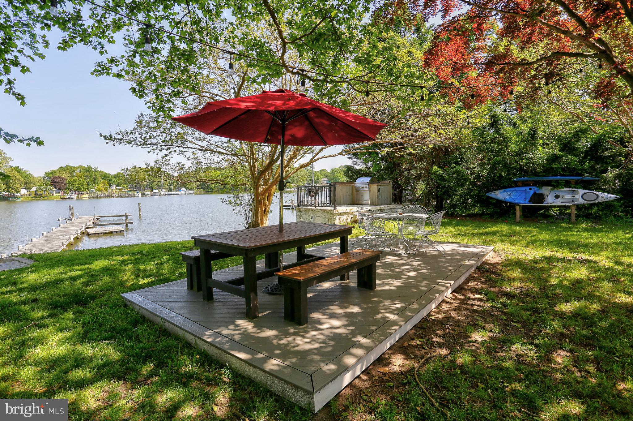 2016 Poplar Ridge Road Pasadena, MD 21122 - Photo 10 of 34 Trex waterside deck
