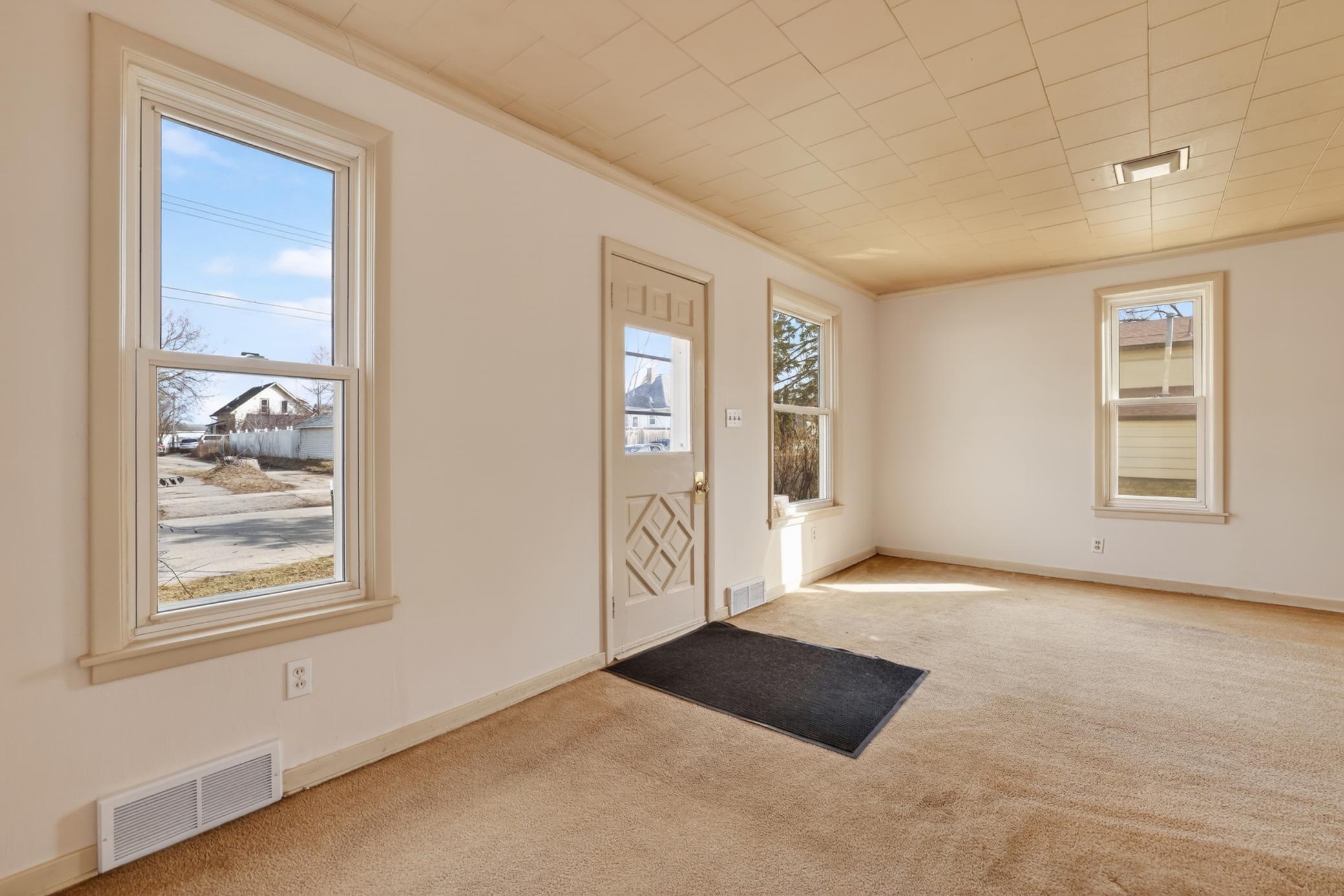 1013 2nd Avenue Northwest Rochester, MN 55901 - Photo 9 of 31