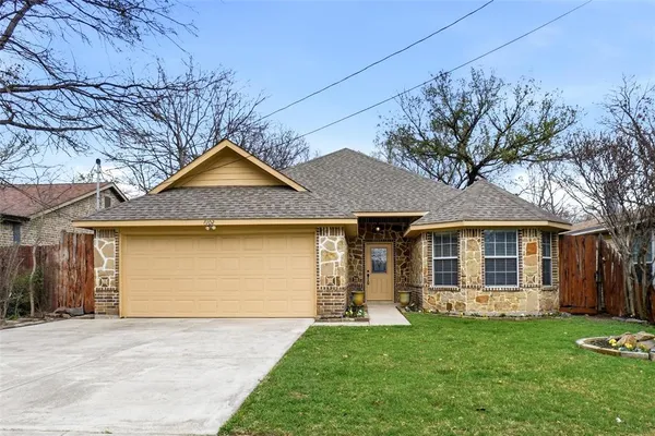$297,500 | 8102 East Melrose Street, White Settlement, TX 76108