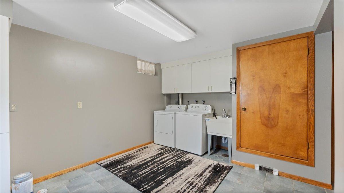 900 13th Avenue Southwest Willmar, MN 56201 - Photo 32 of 52