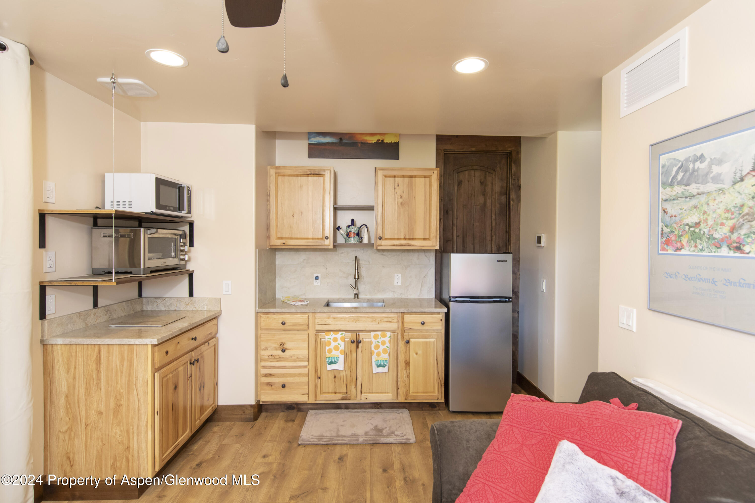 798 Callicotte Ranch Road Carbondale, CO 81623 - Photo 44 of 70 HalWilliams2024-0071