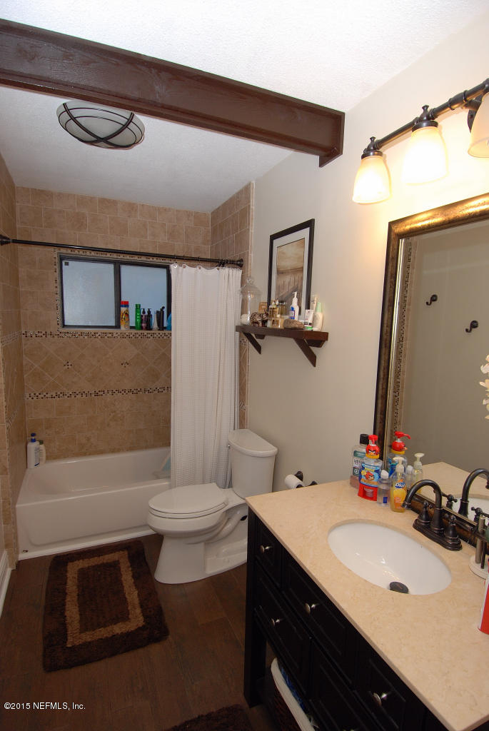 14615 Mandarin Road Jacksonville, FL 32223 - Photo 8 of 19 DSC_23190021