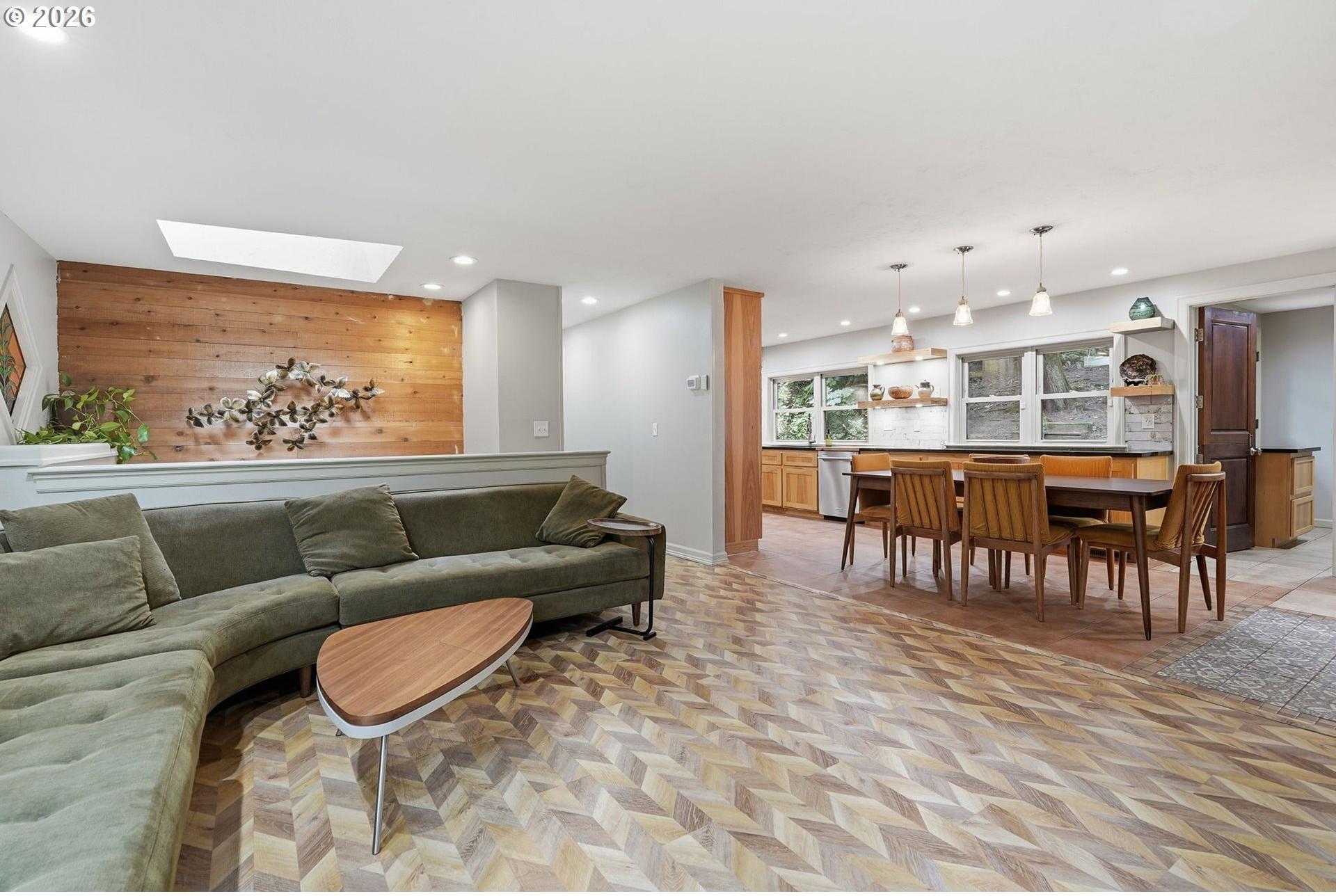 7325 Southeast Barbara Welch Road Portland, OR 97236 - Photo 7 of 37 Gallery Image 7