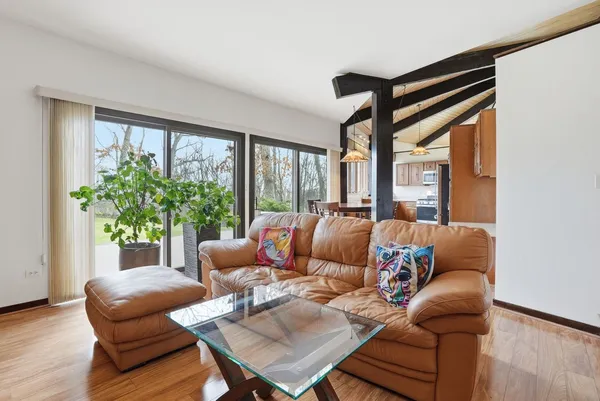 $649,990 | 380 West Center Road, Palatine, IL 60074