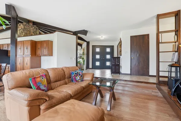 $649,990 | 380 West Center Road, Palatine, IL 60074