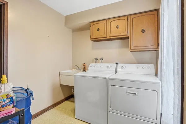 $649,990 | 380 West Center Road, Palatine, IL 60074