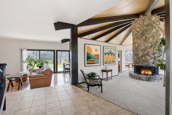 $649,990 | 380 West Center Road, Palatine, IL 60074