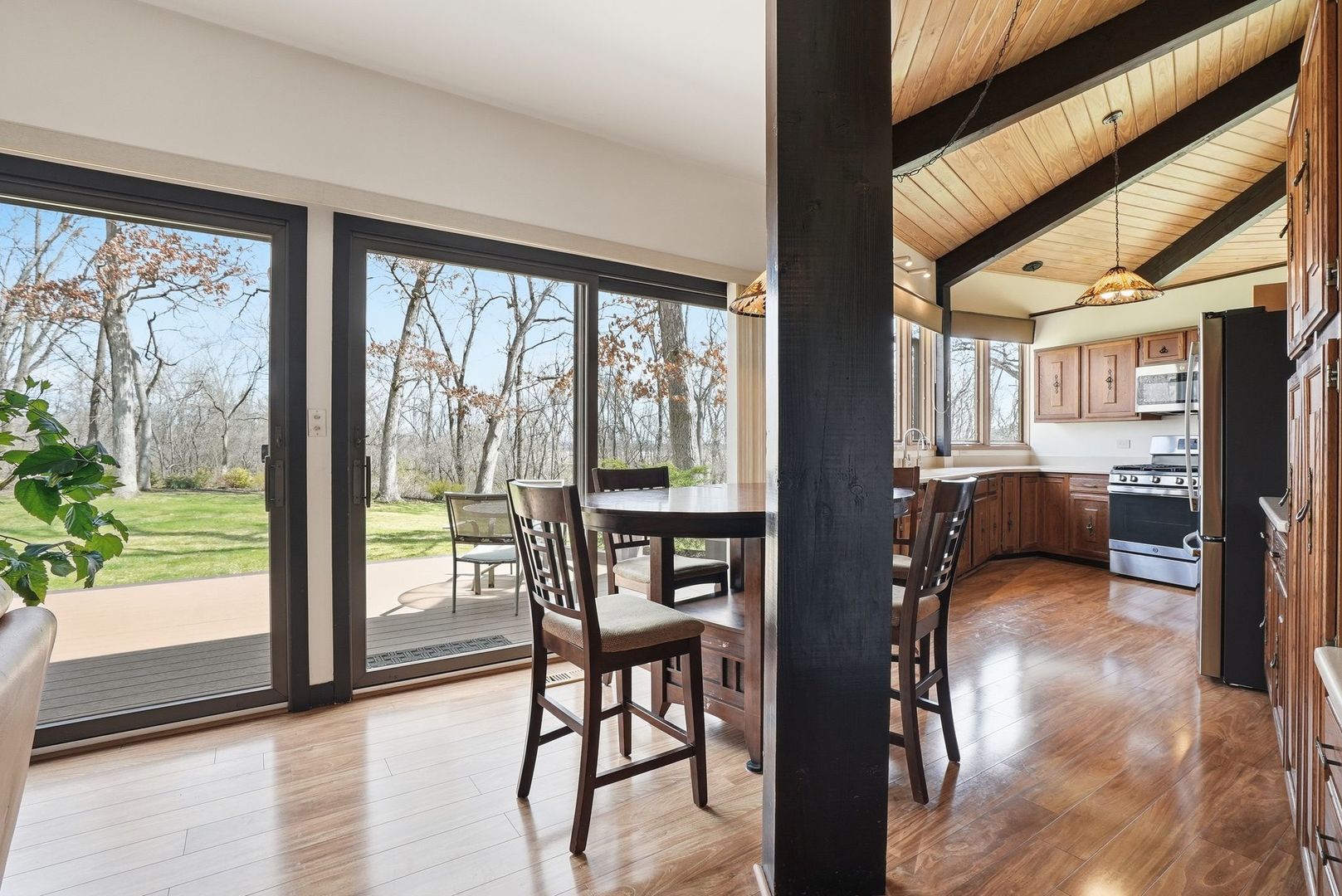 380 West Center Road Palatine, IL 60074 - Photo 10 of 29