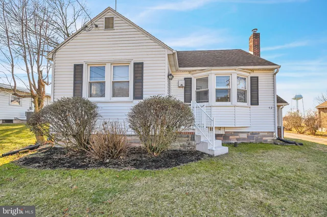 $1,700 | 42 East Hanover Street, Gettysburg, PA 17325