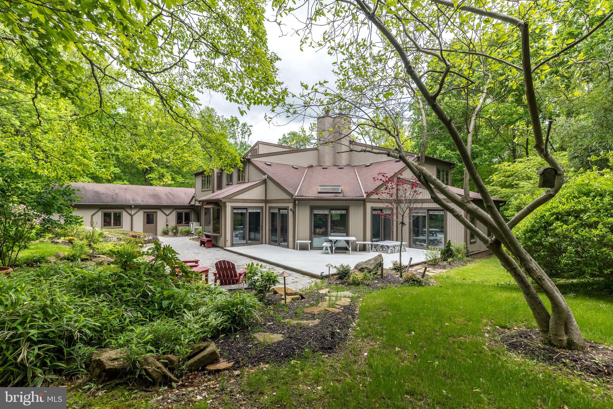 1019 Scott Road Green Lane, PA 18054 - Photo 3 of 58