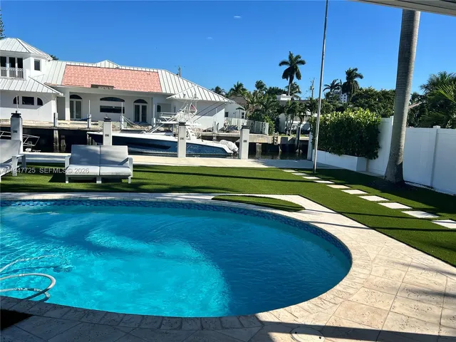 $15,000 | 5510 Bayview Drive, Fort Lauderdale, FL 33308