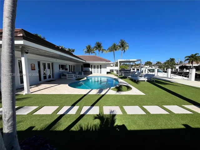 $15,000 | 5510 Bayview Drive, Fort Lauderdale, FL 33308