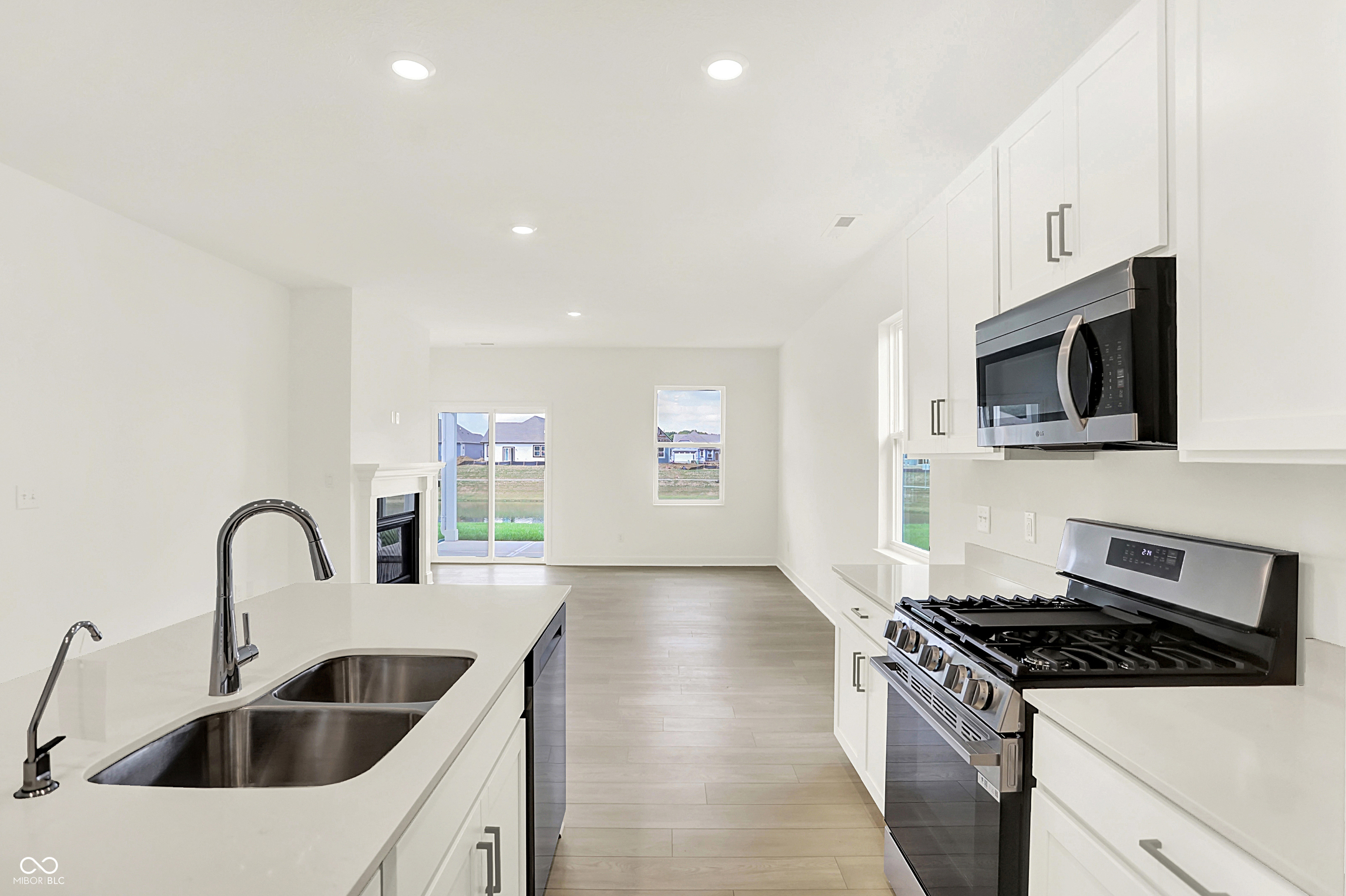 5308 Nettleton Way Avon, IN 46123 - Photo 12 of 34