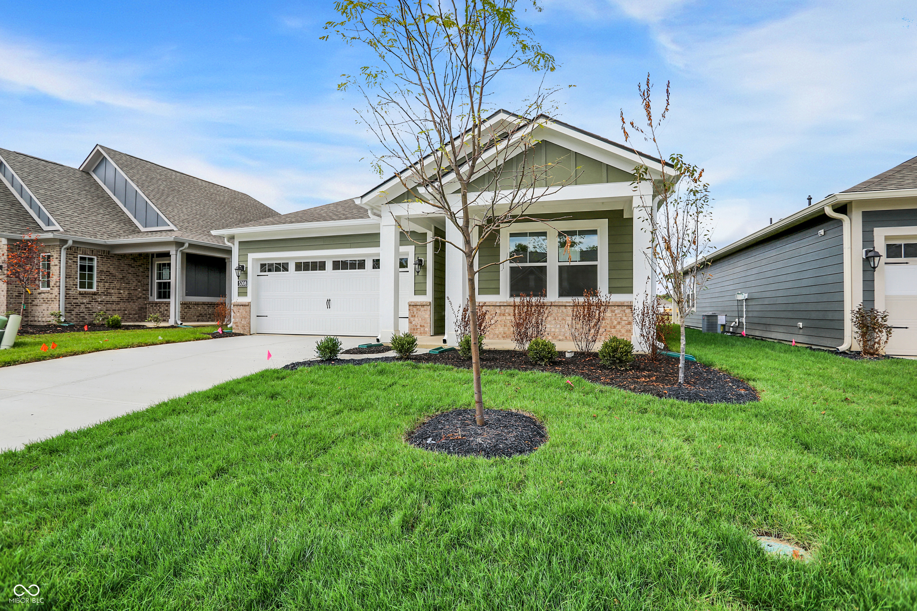 5308 Nettleton Way Avon, IN 46123 - Photo 2 of 34