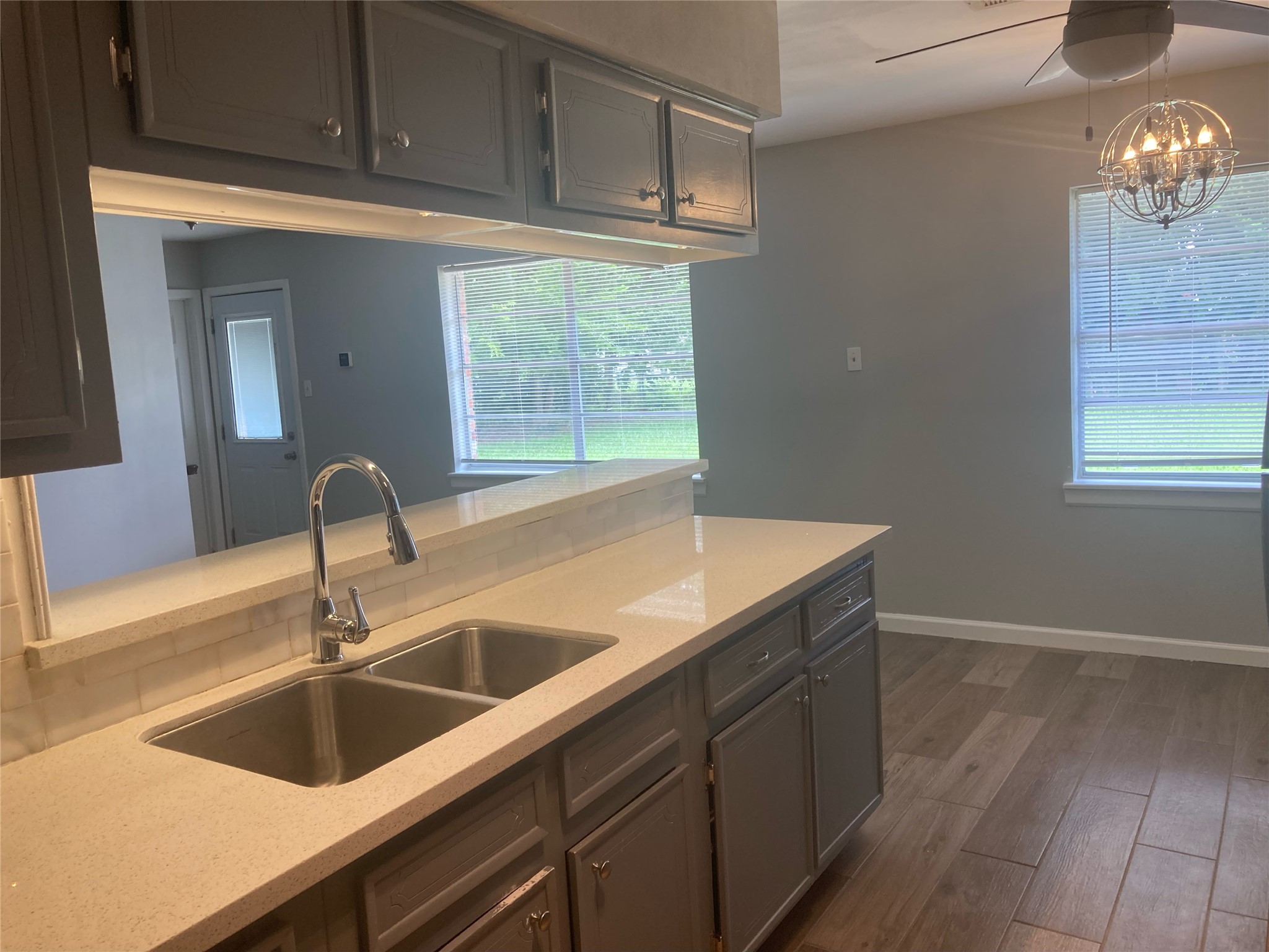 415 Cole Street Webster, TX 77598 - Photo 6 of 16