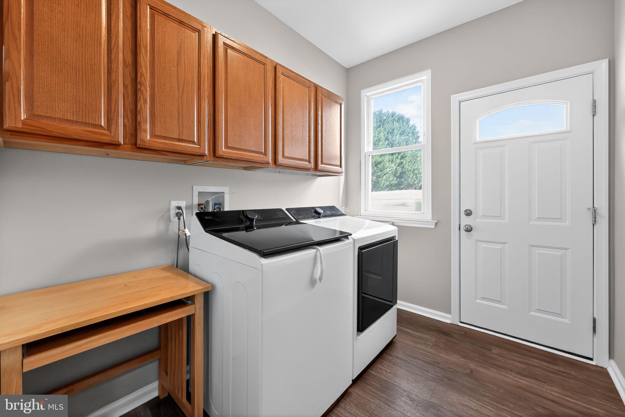 562 Partridge Court Mickleton, NJ 08056 - Photo 10 of 33 a view of a kitchen with wooden floor and cabinets