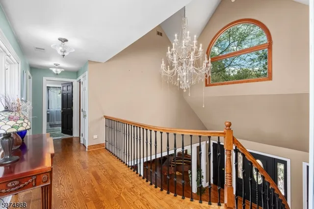 a view of entryway with interior