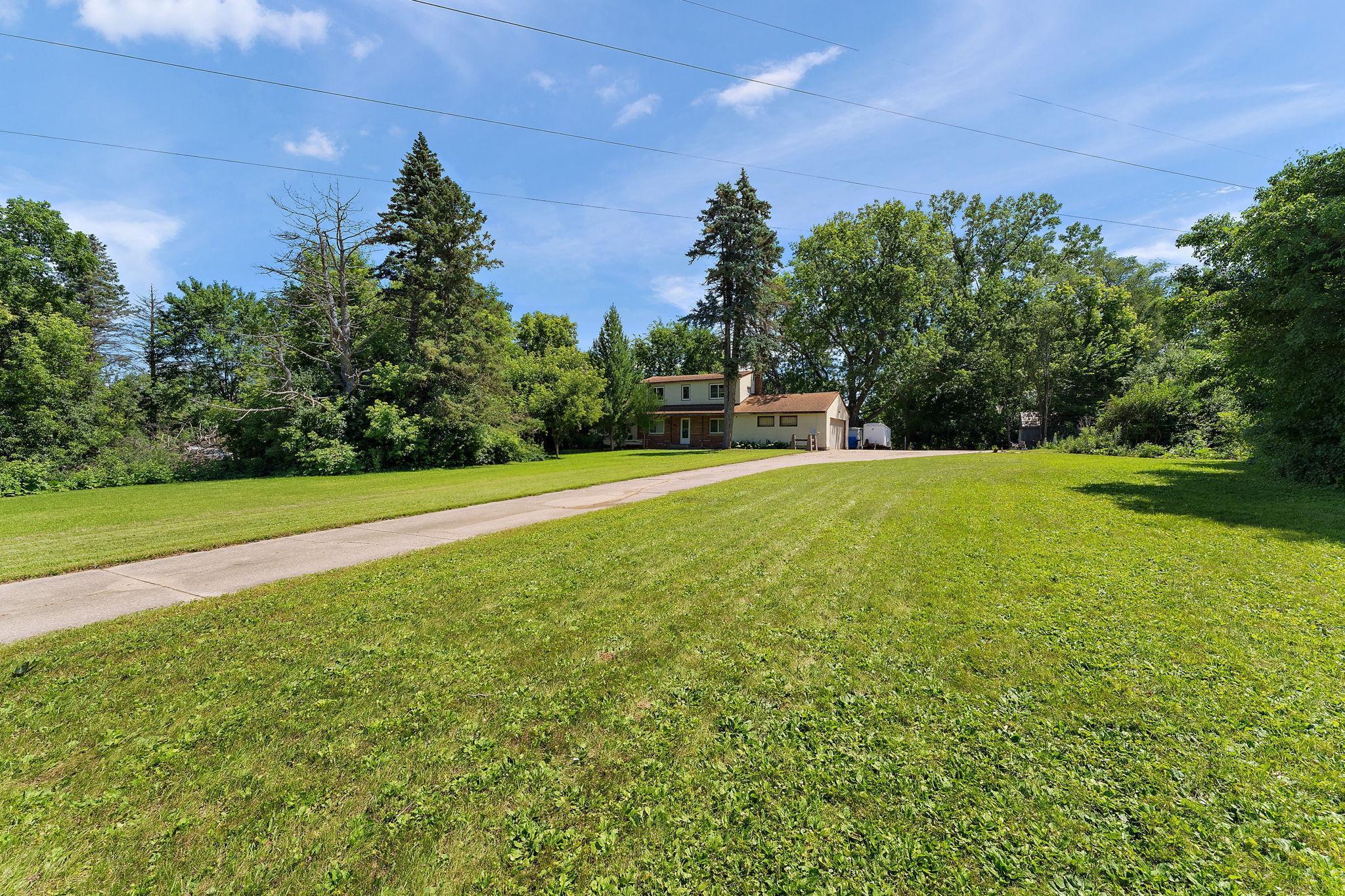 2300 Pagel Road Mendota Heights, MN 55120 - Photo 3 of 29