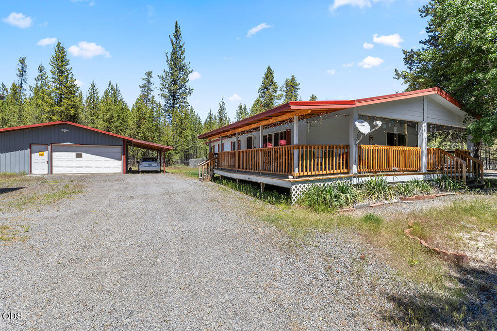 15688 Rim Drive La Pine, OR 97739 - Photo 1 of 28