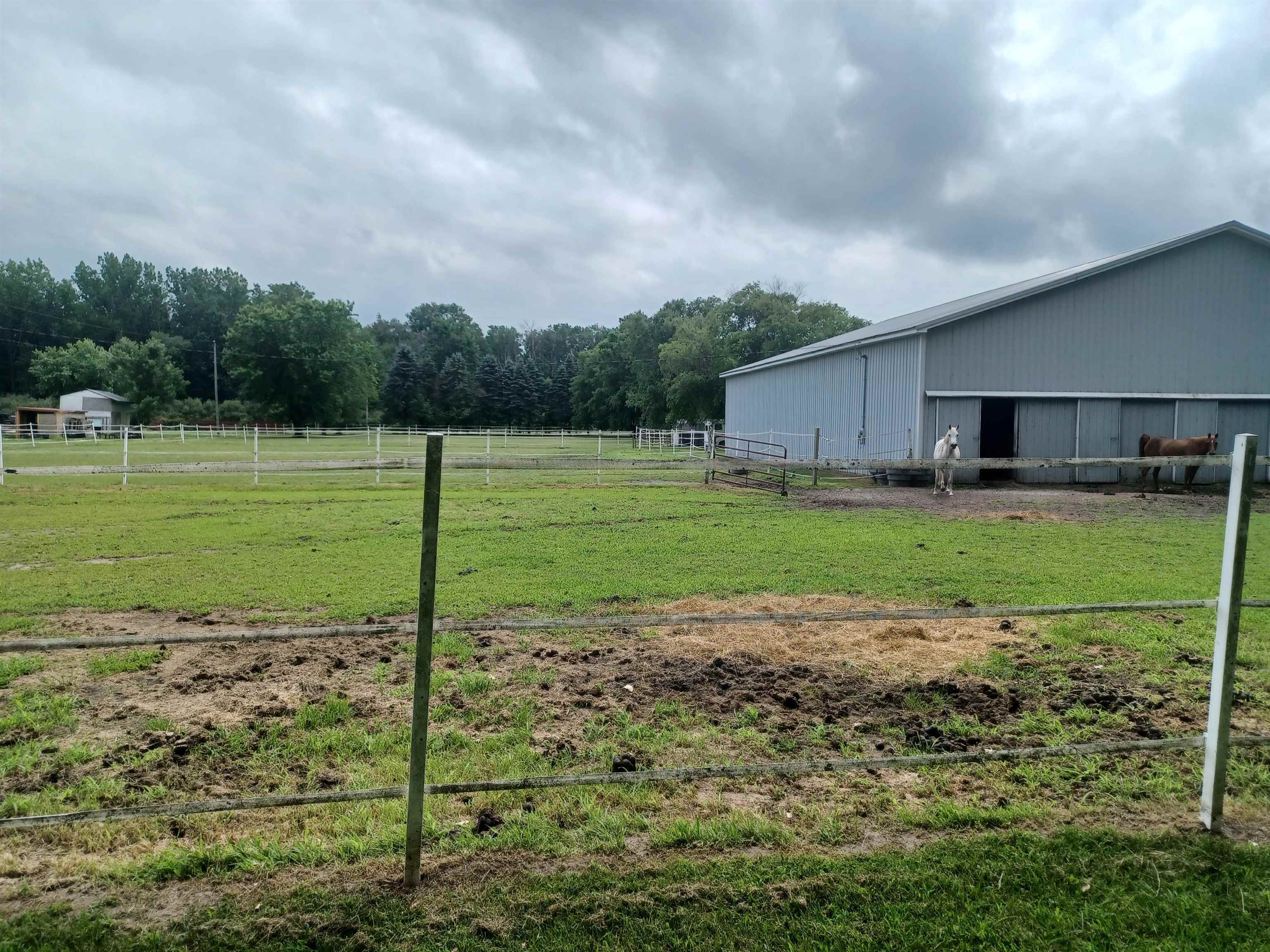 360 West Gordonville Road Midland, MI 48640 - Photo 18 of 94