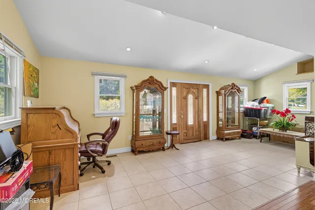 $805,999 | 102 Colts Neck Road, Farmingdale, NJ 07727