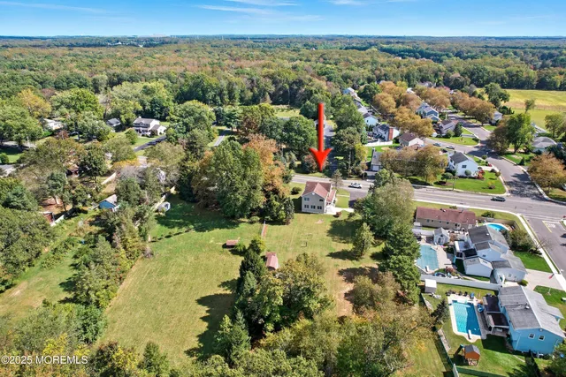 $805,999 | 102 Colts Neck Road, Farmingdale, NJ 07727