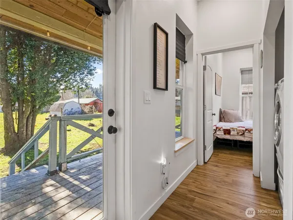 $370,000 | 203 East 6th Street, Bucoda, WA 98530