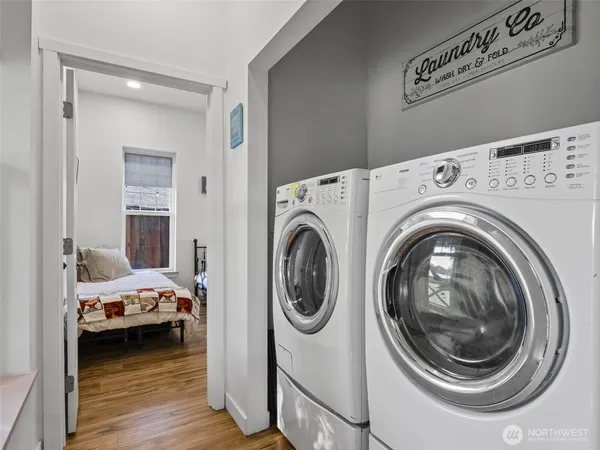 $370,000 | 203 East 6th Street, Bucoda, WA 98530