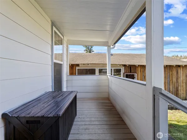 $370,000 | 203 East 6th Street, Bucoda, WA 98530