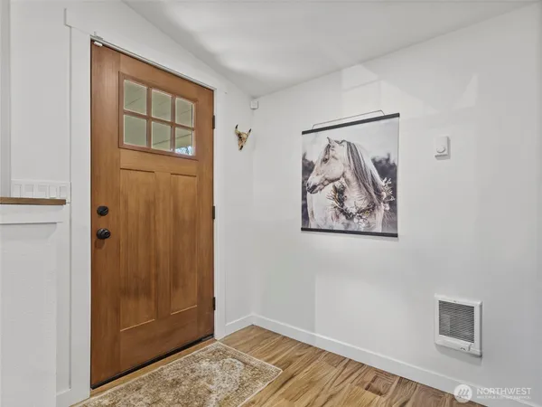 $370,000 | 203 East 6th Street, Bucoda, WA 98530