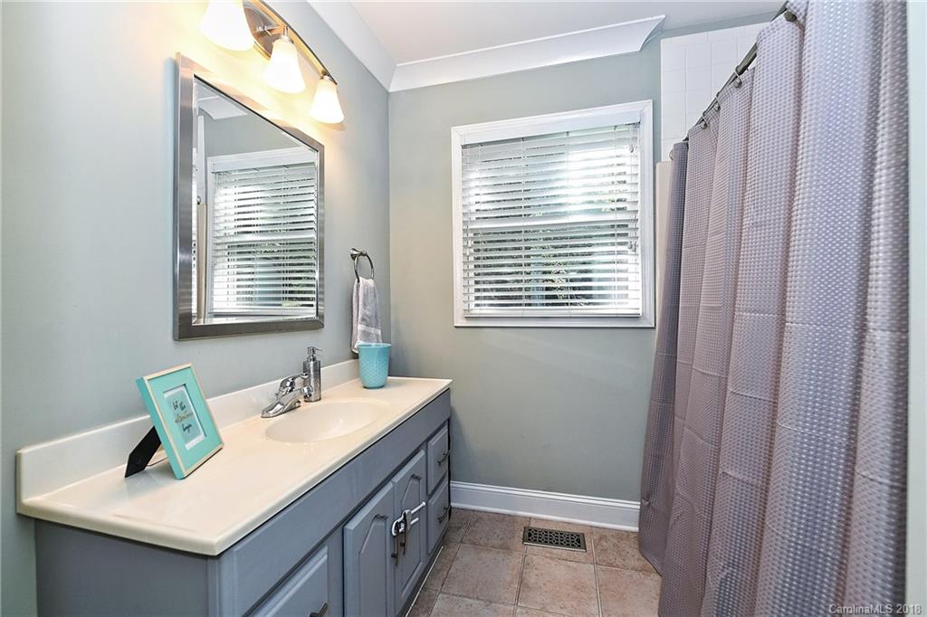 21334 Sandy Cove Road Cornelius, NC 28031 - Photo 15 of 22
