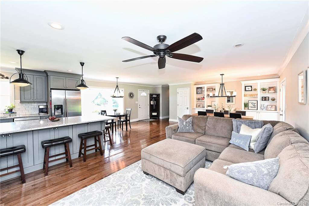 21334 Sandy Cove Road Cornelius, NC 28031 - Photo 5 of 22