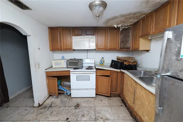 $158,000 | 608 Dr Martin Luther King Street Southwest, Dundee, FL 33838