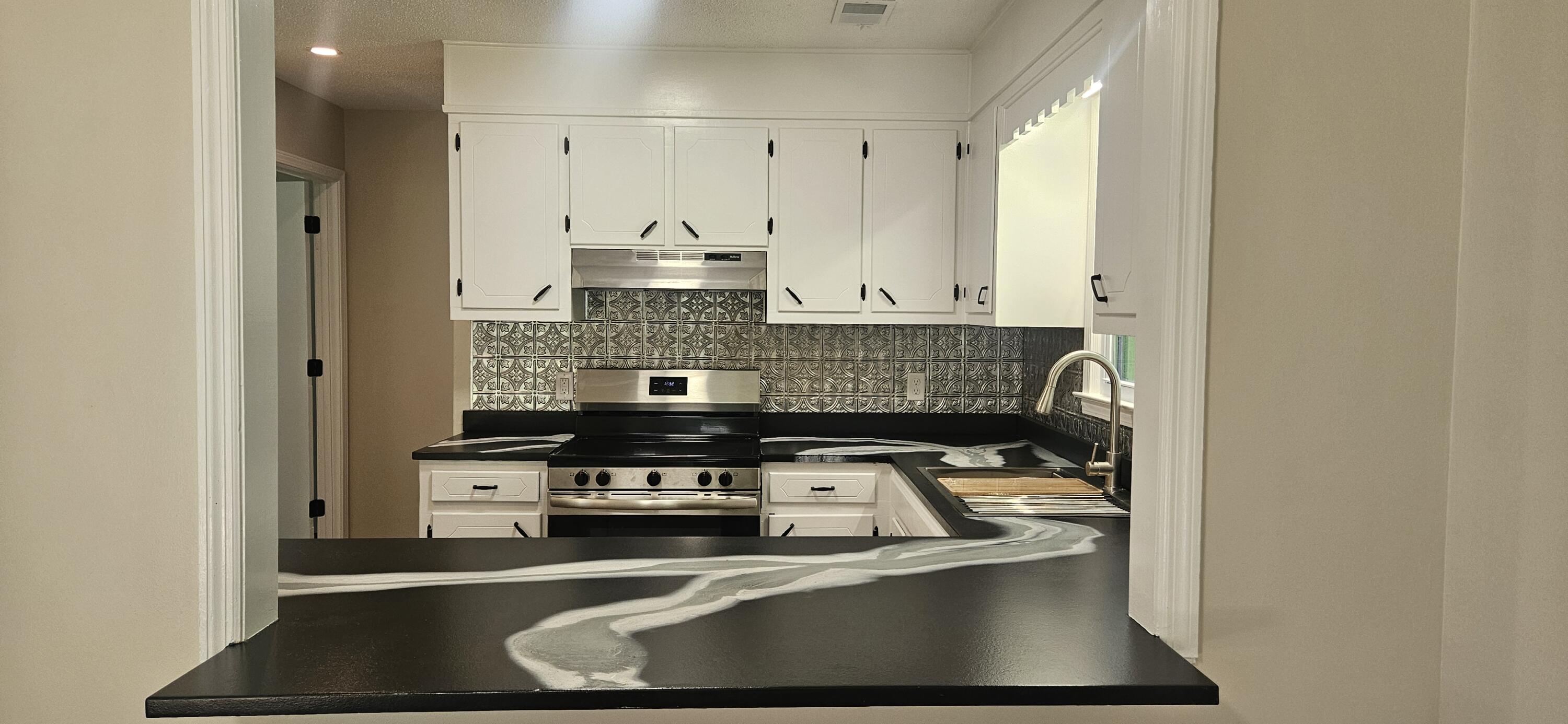 241 Rose Avenue Walterboro, SC 29488 - Photo 23 of 39 20251020_135058