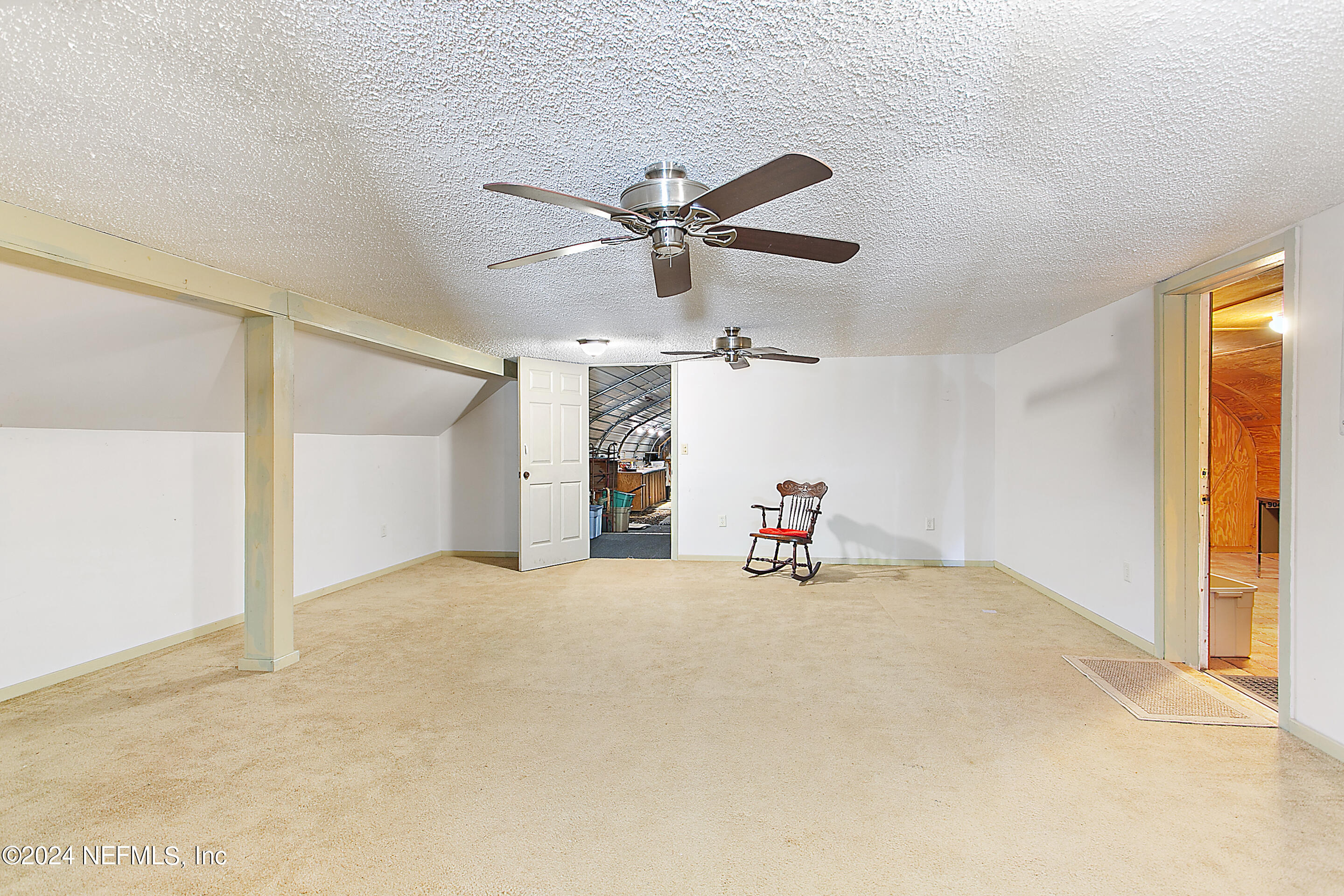 5465 County Road 218 Middleburg, FL 32068 - Photo 9 of 23 Office Area in Front Pole Barn