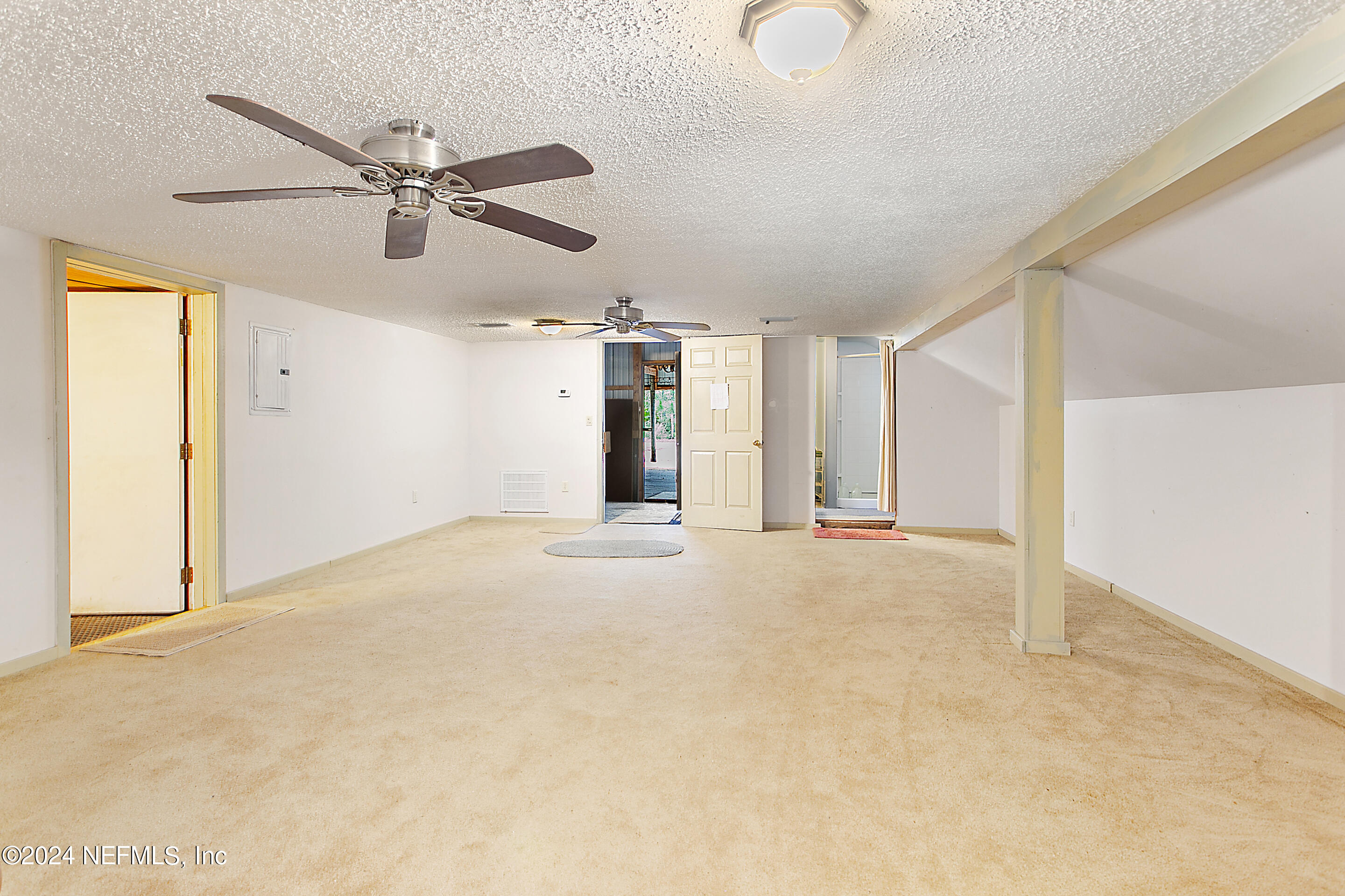 5465 County Road 218 Middleburg, FL 32068 - Photo 10 of 23 Office Area in Front Pole Barn