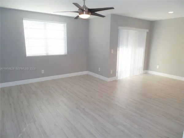 $1,895 | 1239 Southwest 46th Avenue, Unit 908, Pompano Beach, FL 33069