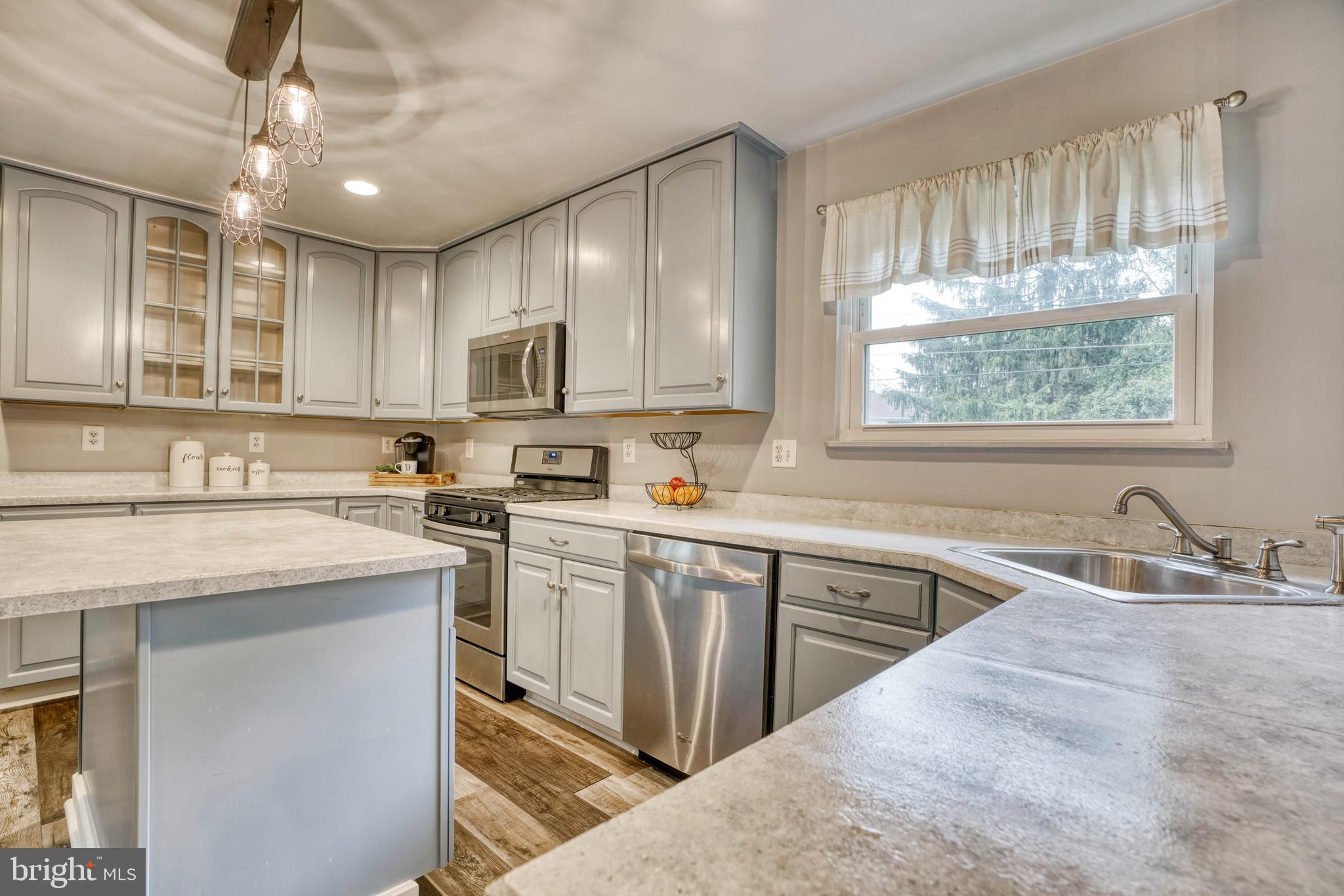 4408 Wynn Road Baltimore, MD 21236 - Photo 11 of 49