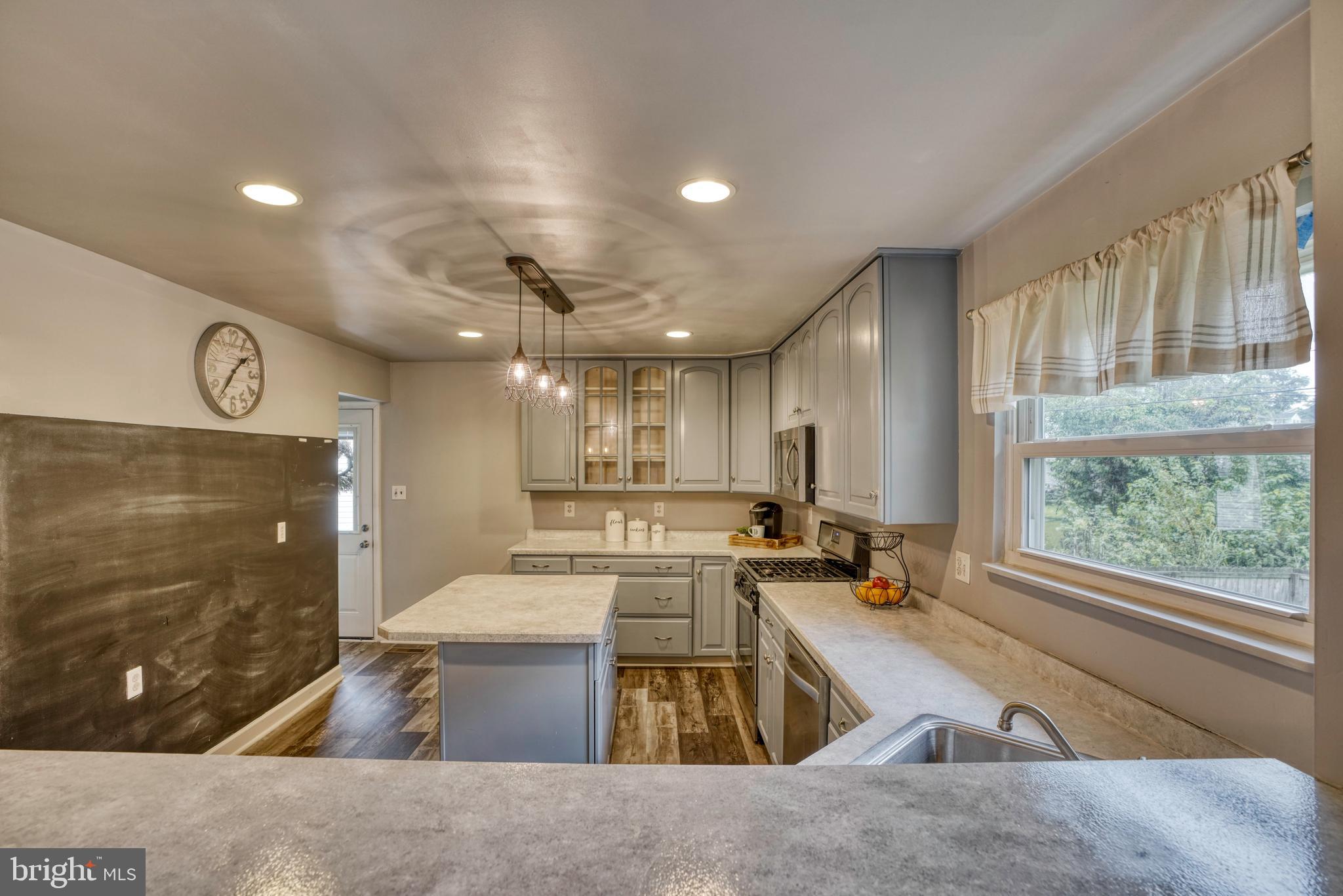 4408 Wynn Road Baltimore, MD 21236 - Photo 12 of 49