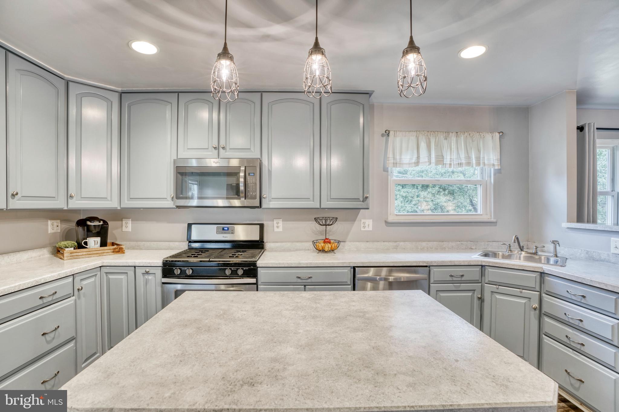 4408 Wynn Road Baltimore, MD 21236 - Photo 14 of 49